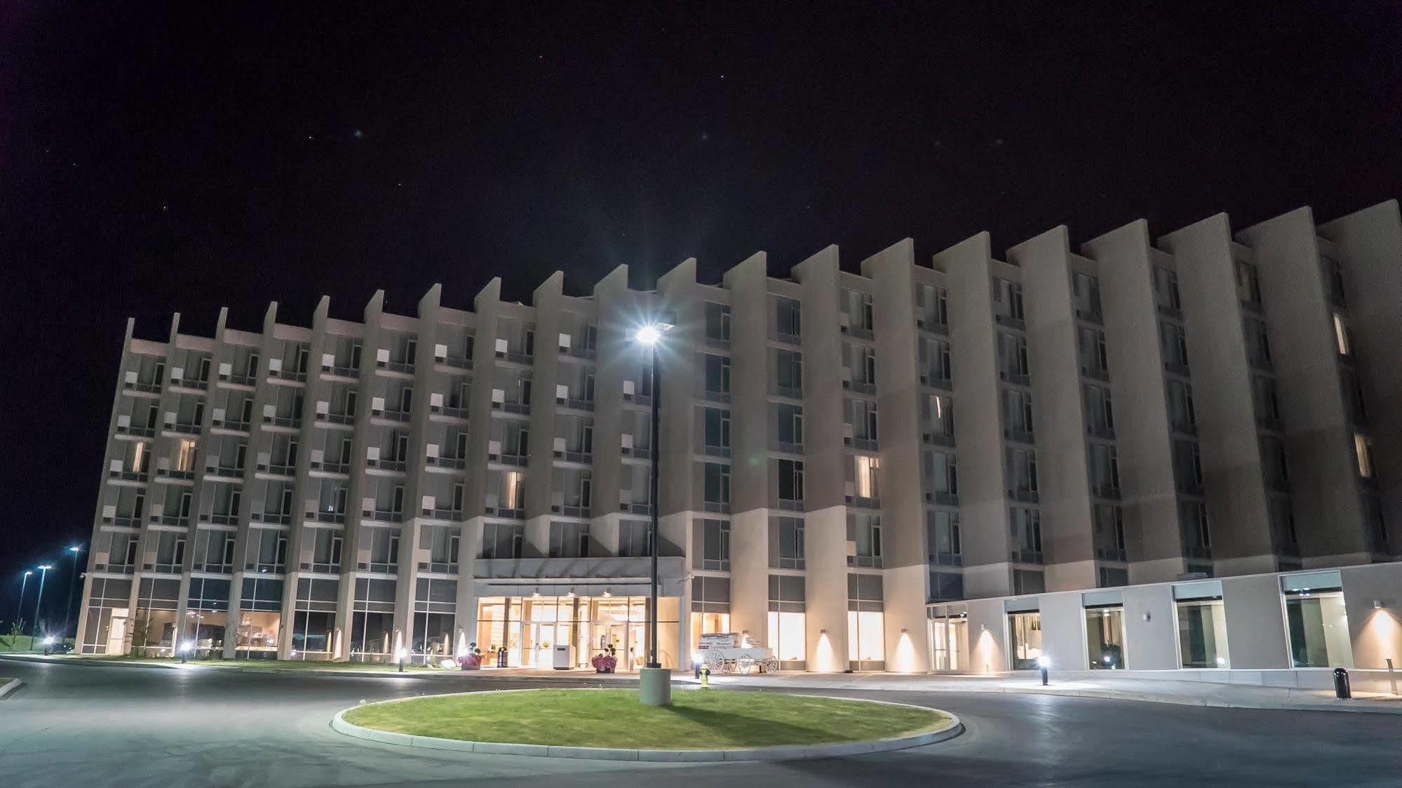 Grey Eagle Resort Κάλγκαρι Εξωτερικό φωτογραφία